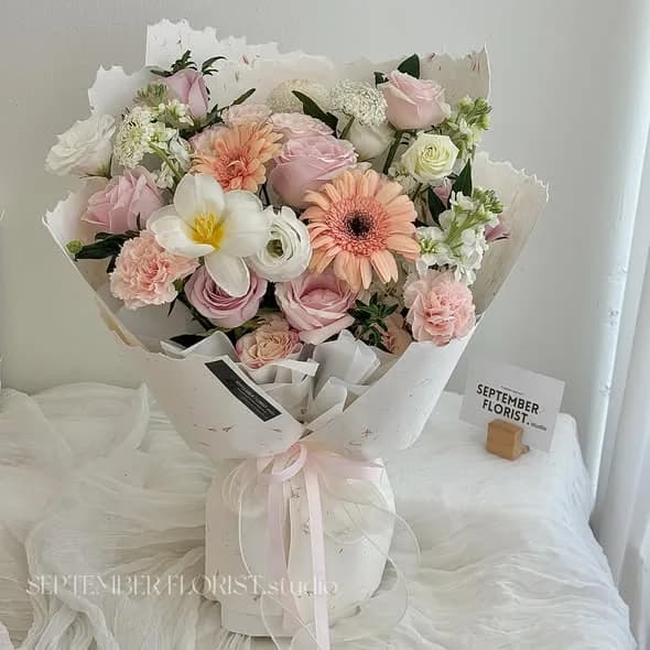 Apricot Garden — Gerbera, roses, matthiola in apricot and cream, view 2