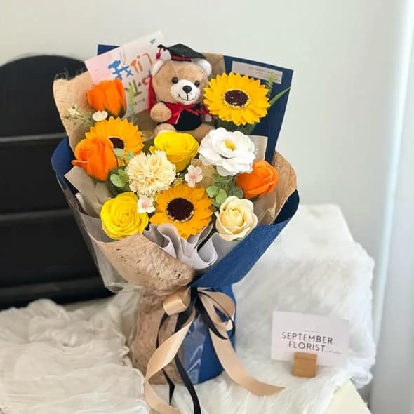 Graduation by September Florist Studio